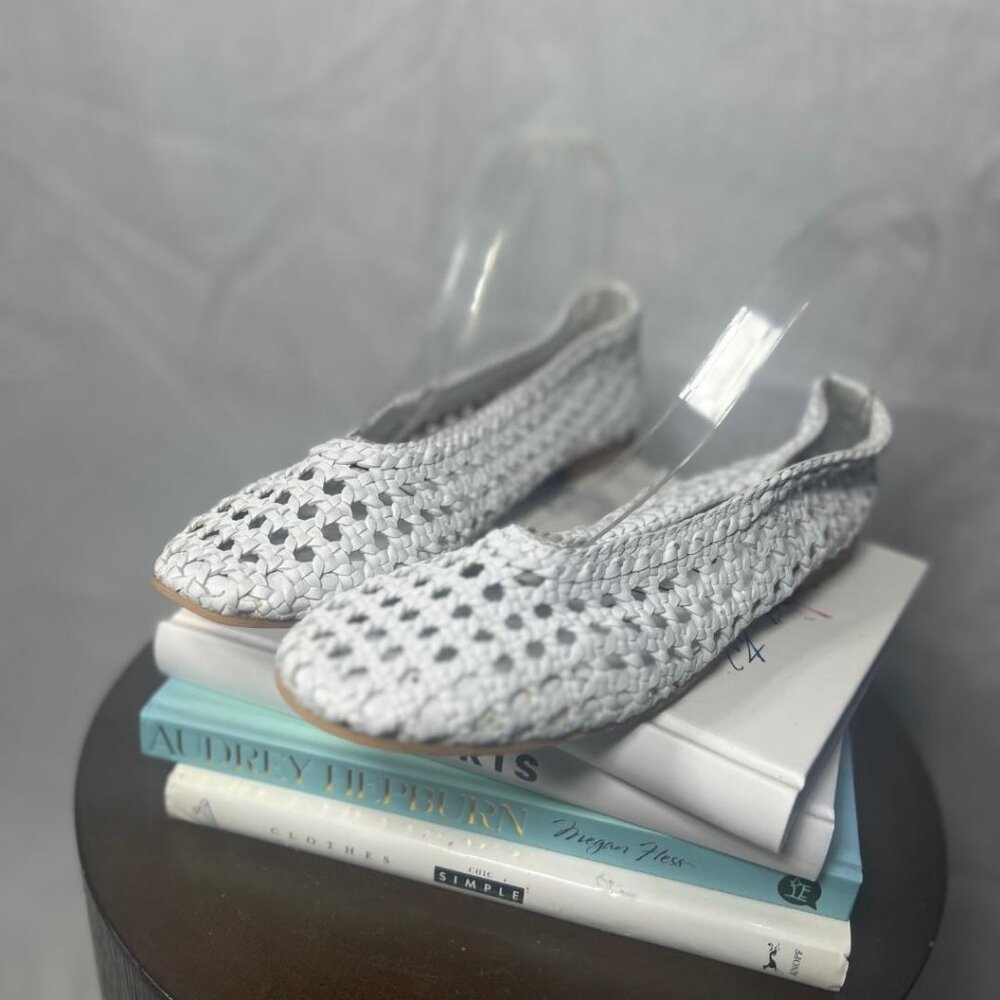 NWT Musse & Cloud Women's Seline Ballet Flat in White - Size 39/8 - Picture 2 of 7